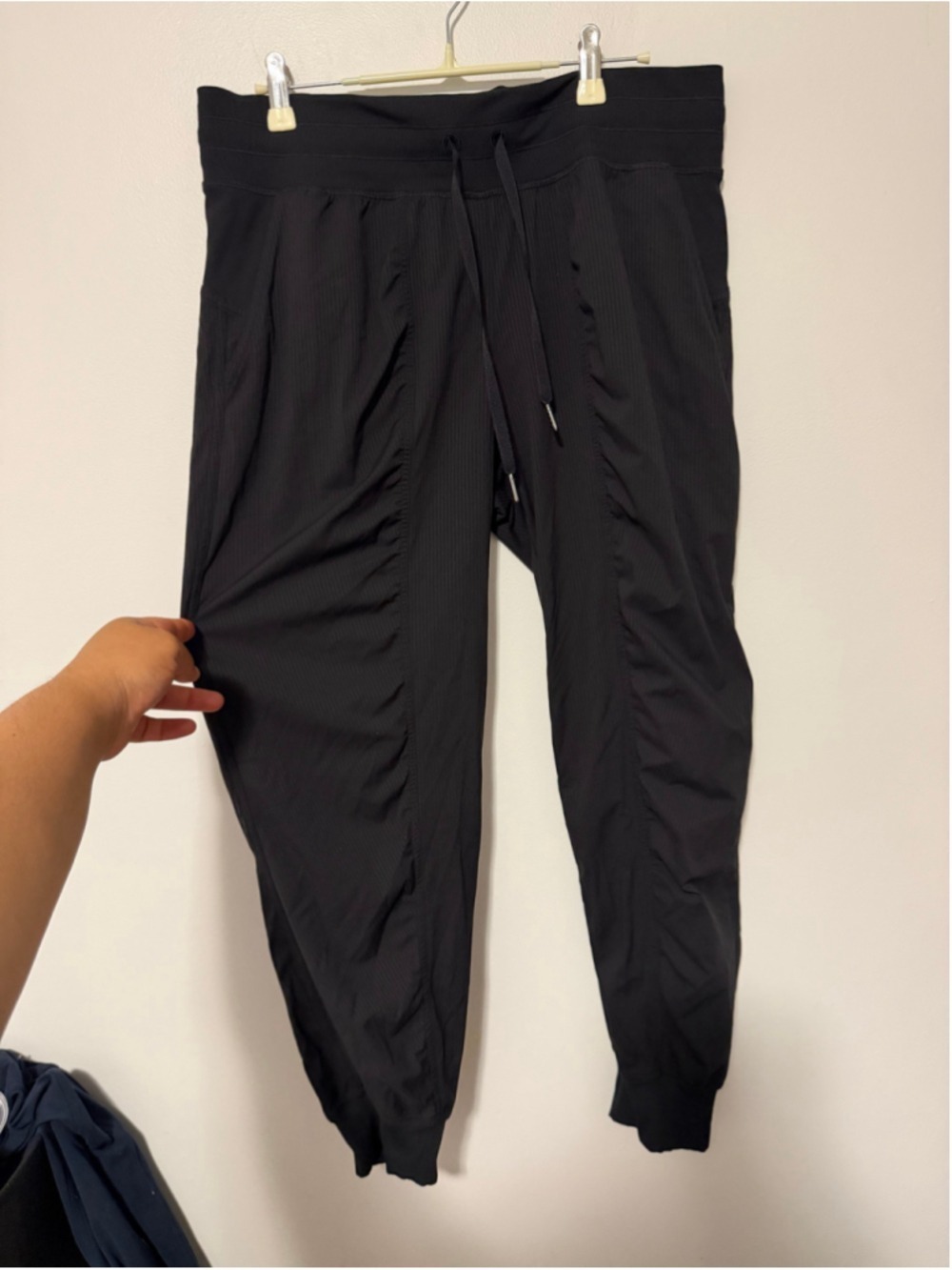 Lululemon Dance Studio Jogger Pants Black Women’s Size 10 Lightweight Excellent - Picture 2 of 9